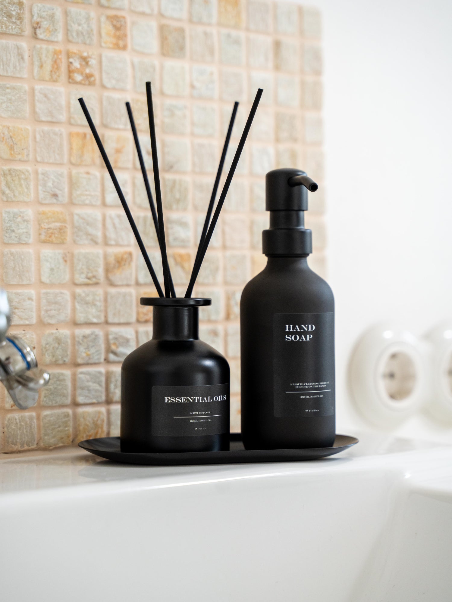 Geschenkset "Seifenspender + Raumduft" - Schwarz - Glas (All Black Edition)