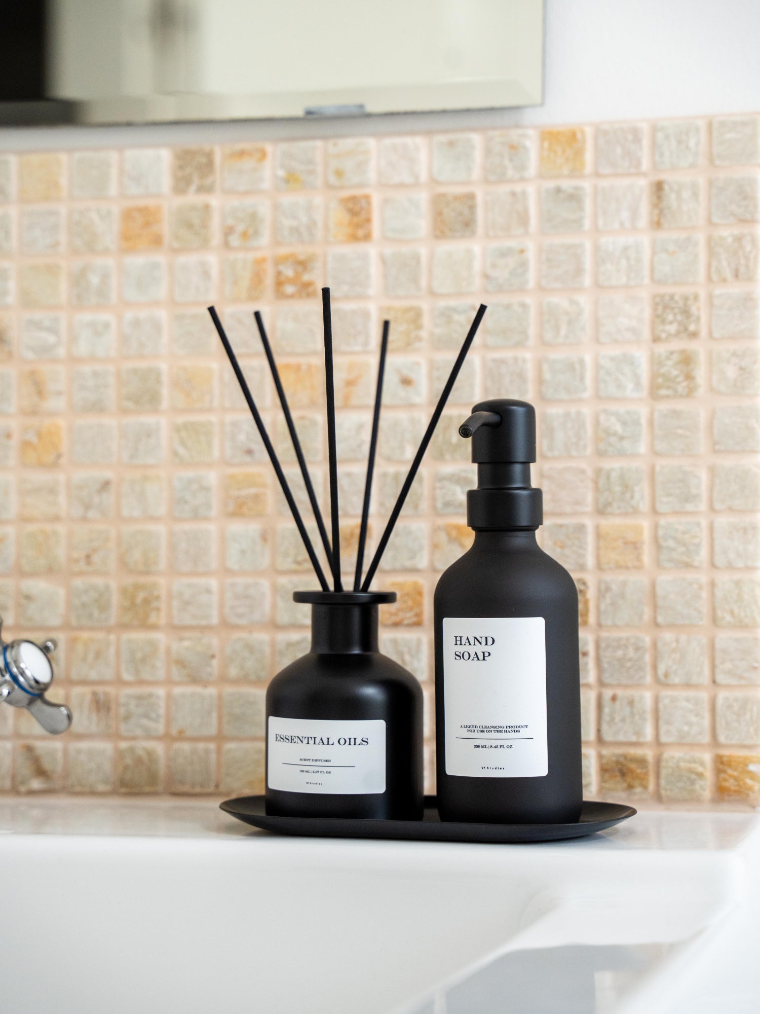 Geschenkset "Seifenspender + Raumduft" - Schwarz - Glas