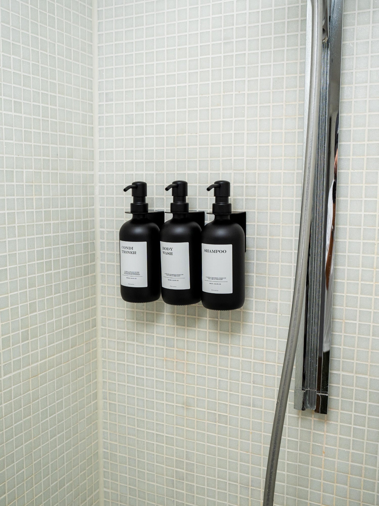 Triple Set "Seifenspender" - Schwarz - Glas