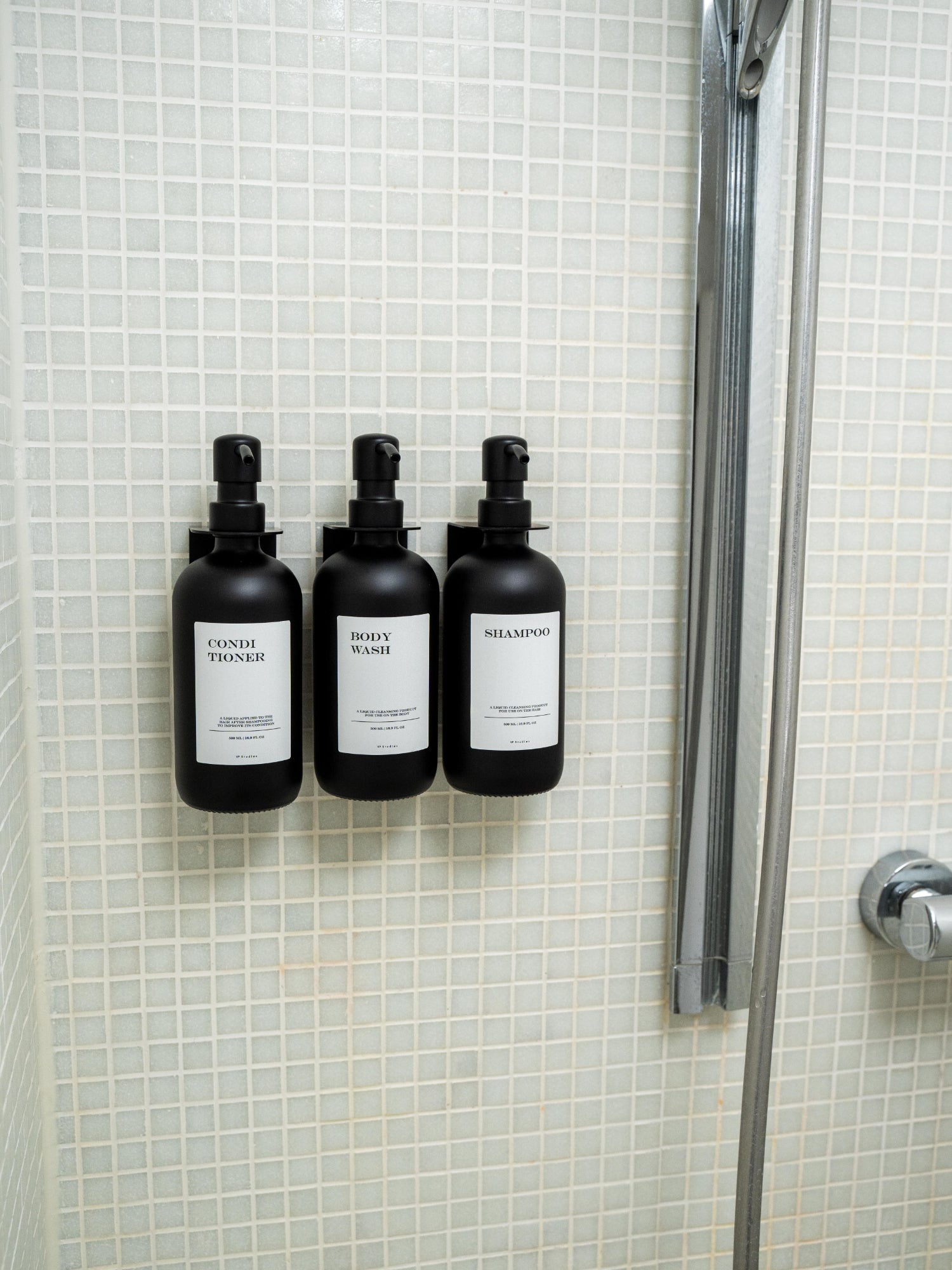 Triple Set "Seifenspender" - Schwarz - Glas