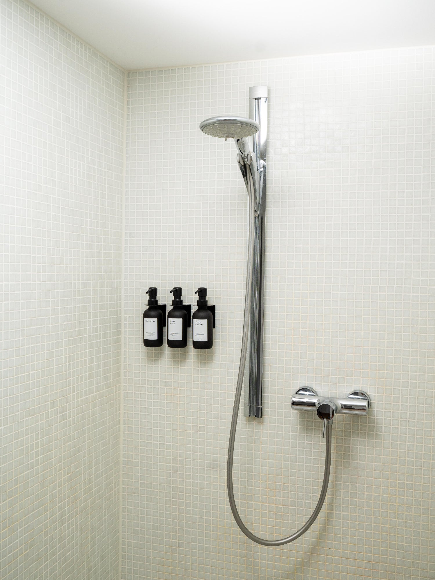 Triple Set "Seifenspender" - Schwarz - Glas